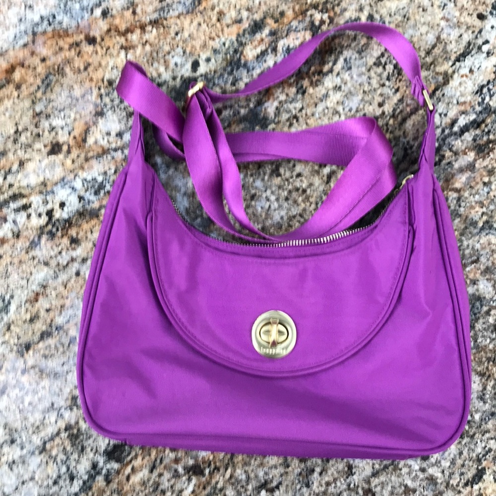 {baggallini} 'Oslo' Small Hobo - Magenta